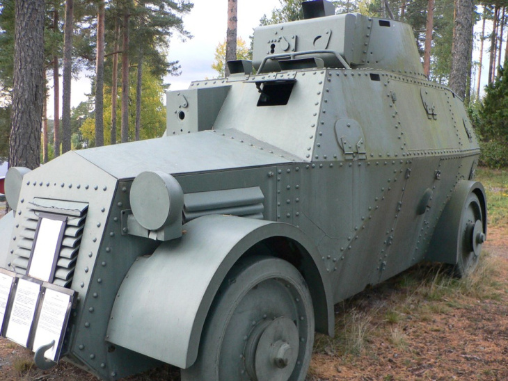 päivän museoauto: suomen poliisin entinen panssariauto