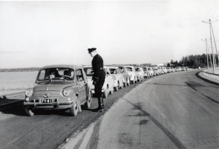 päivän poliisikuva: nopeusmittaritesti 1960 uudessakaupungissa
