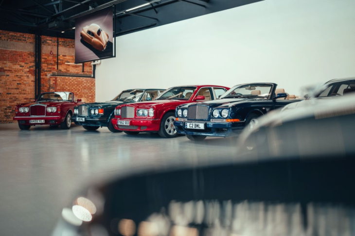 historian havinaa: bentleyn oma autotalli on täynnä autohistorian aarteita